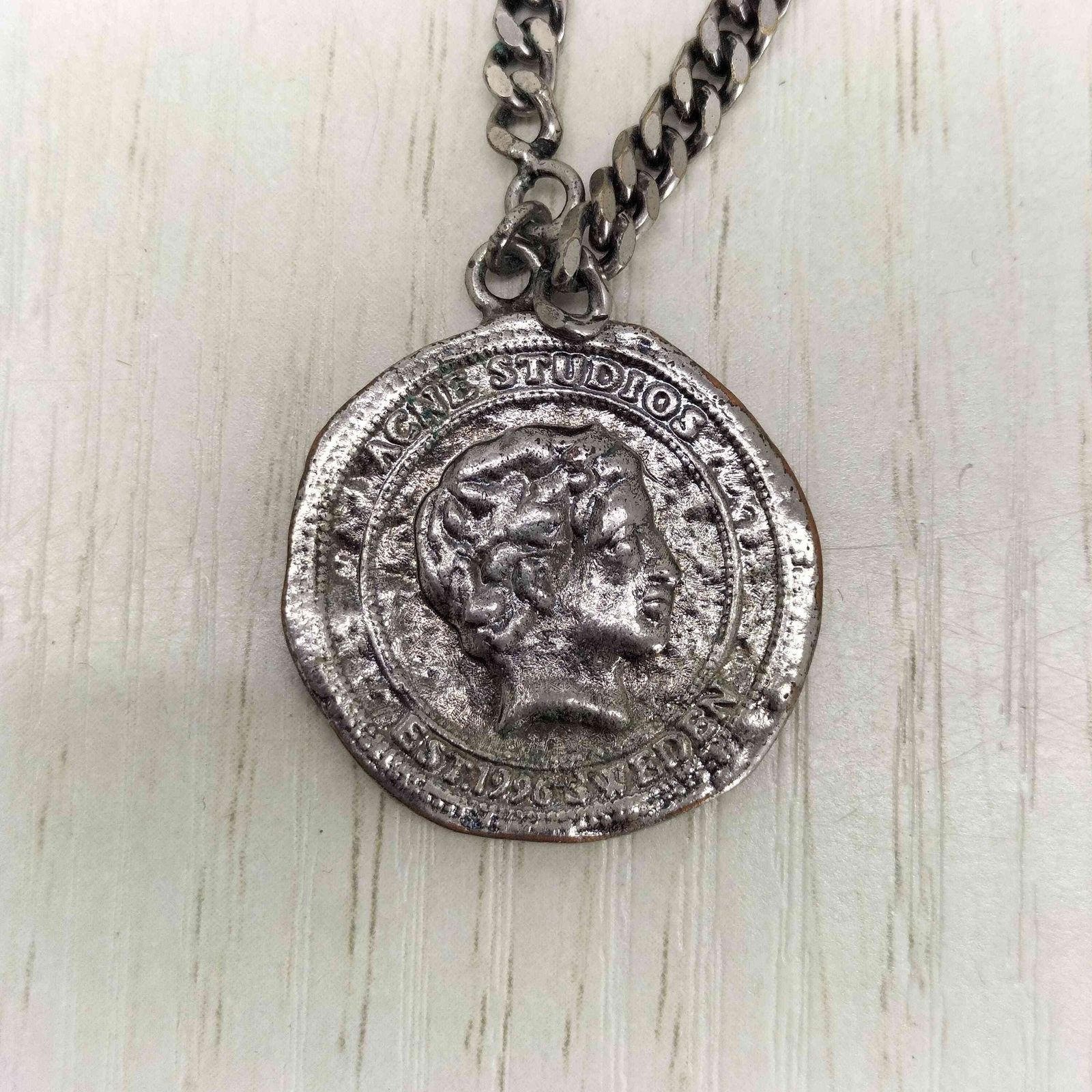 アクネストゥディオズ ACNE STUDIOS COIN BRACELET CHARM メンズ 表記