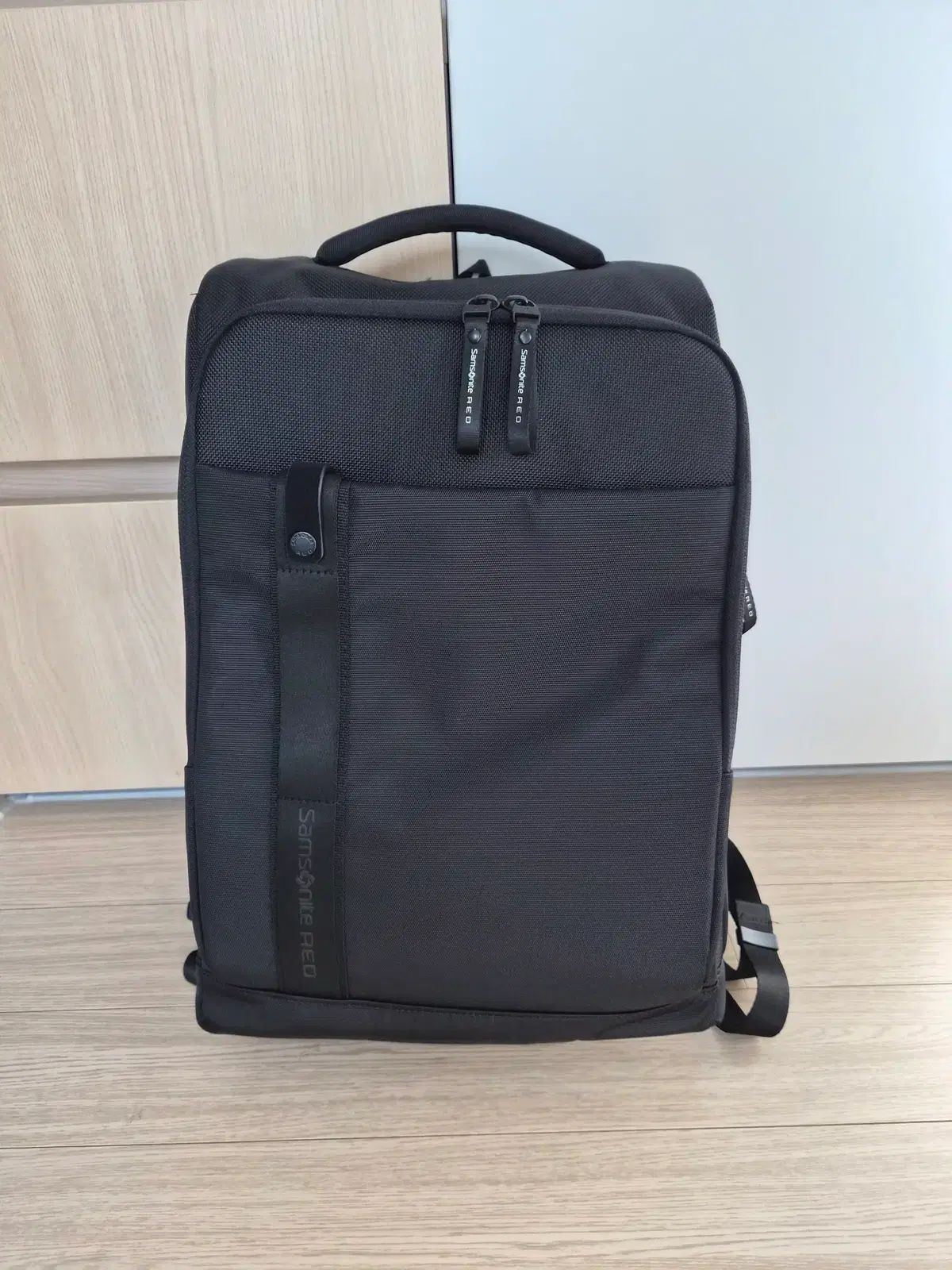 Samsoniteレッド ELIUN バックパック ♥ 商品