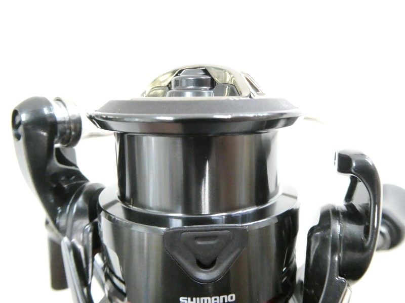 シマノ 24ヴァンフォード C 2500 S 03