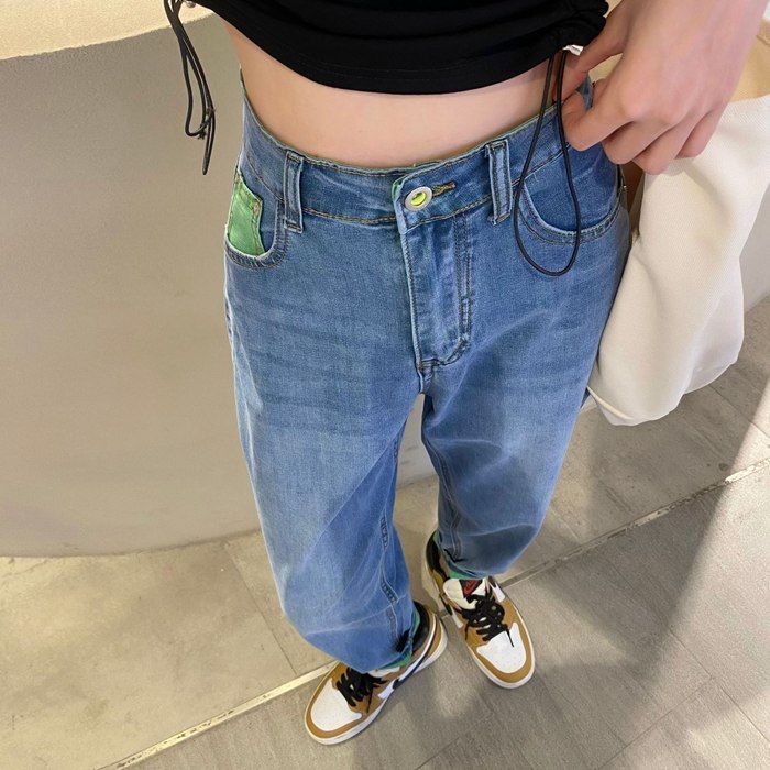 テーパードパンツ