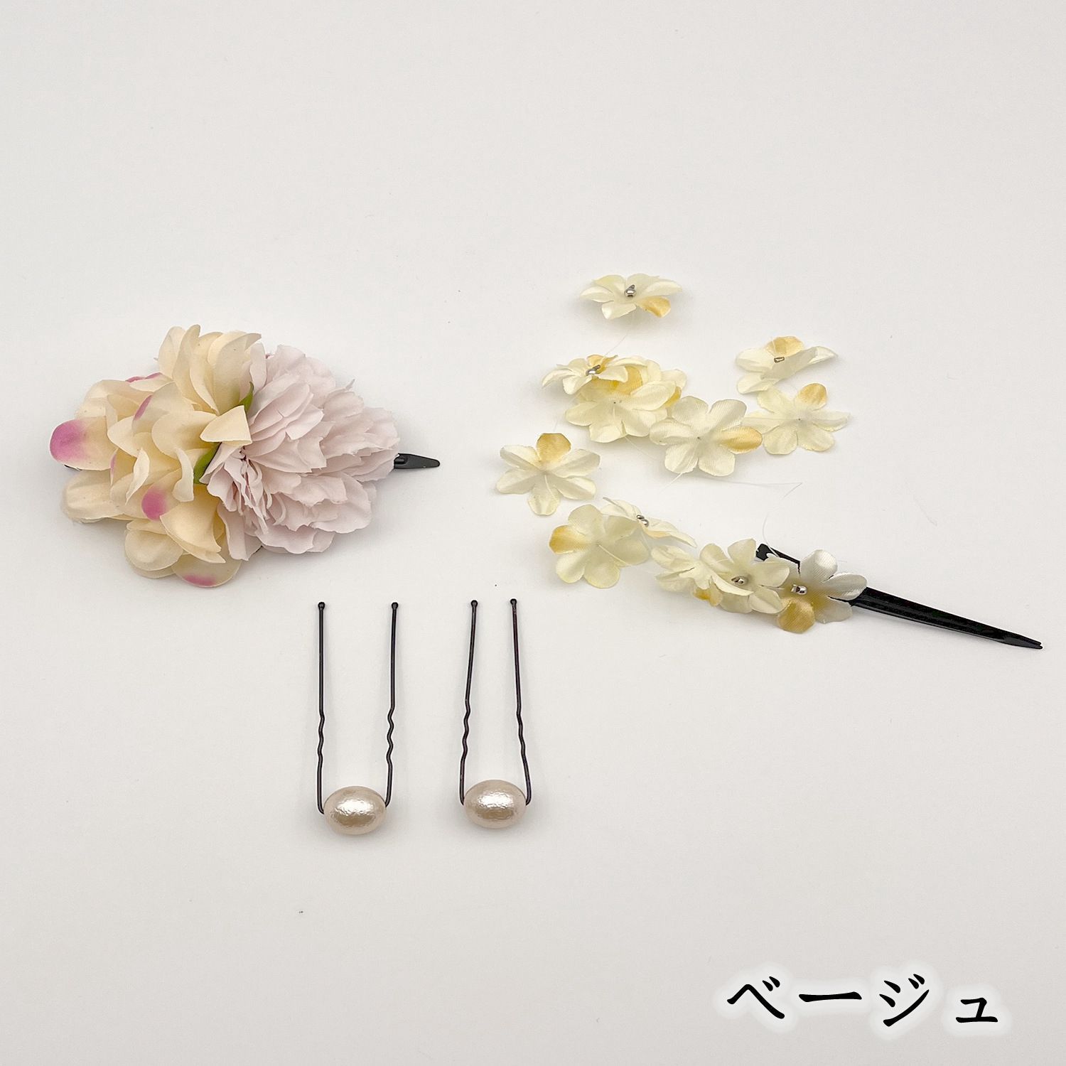  成人式 袴 髪飾り 4点セット 卒業式 ヘアーアクセサリー 浴衣 七五三 髪留め 和風 結婚式 二次会 コーデやすい レディース 大学生 中学生 和装小物 ヘッドアクセサリー 造花 可愛い jiamiff 03 その他 ヘアアクセサリー