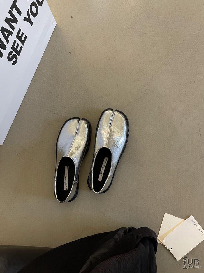 スプリットトゥ 足袋シューズ フラット ぺたんこ パンプス スリッポン