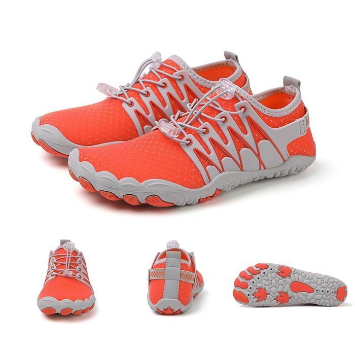 ウォーターシューズ