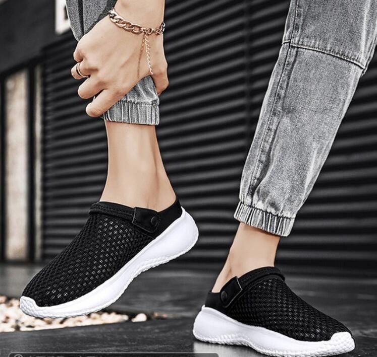 メッシュサンダル 履きやすい