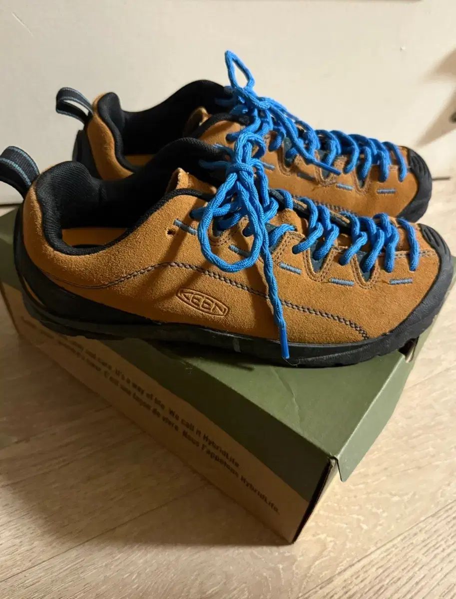 キーン ジャスパー ロック キャメル EU 38 1回着用