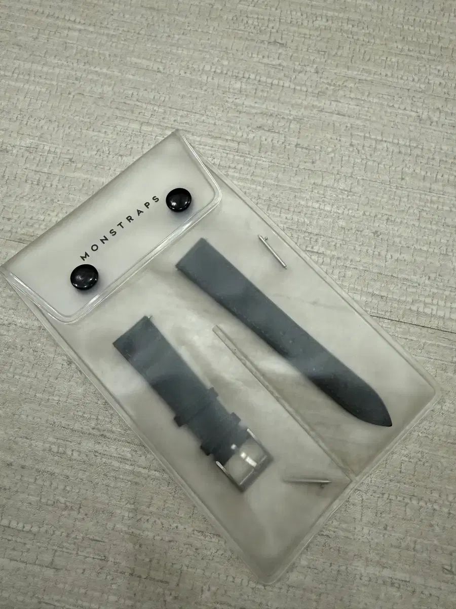 モンストラブ グレー ヌバックレザー 19 mm