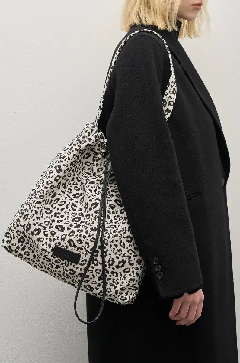 システム ヒョウ柄 レオパード ドローバッグ