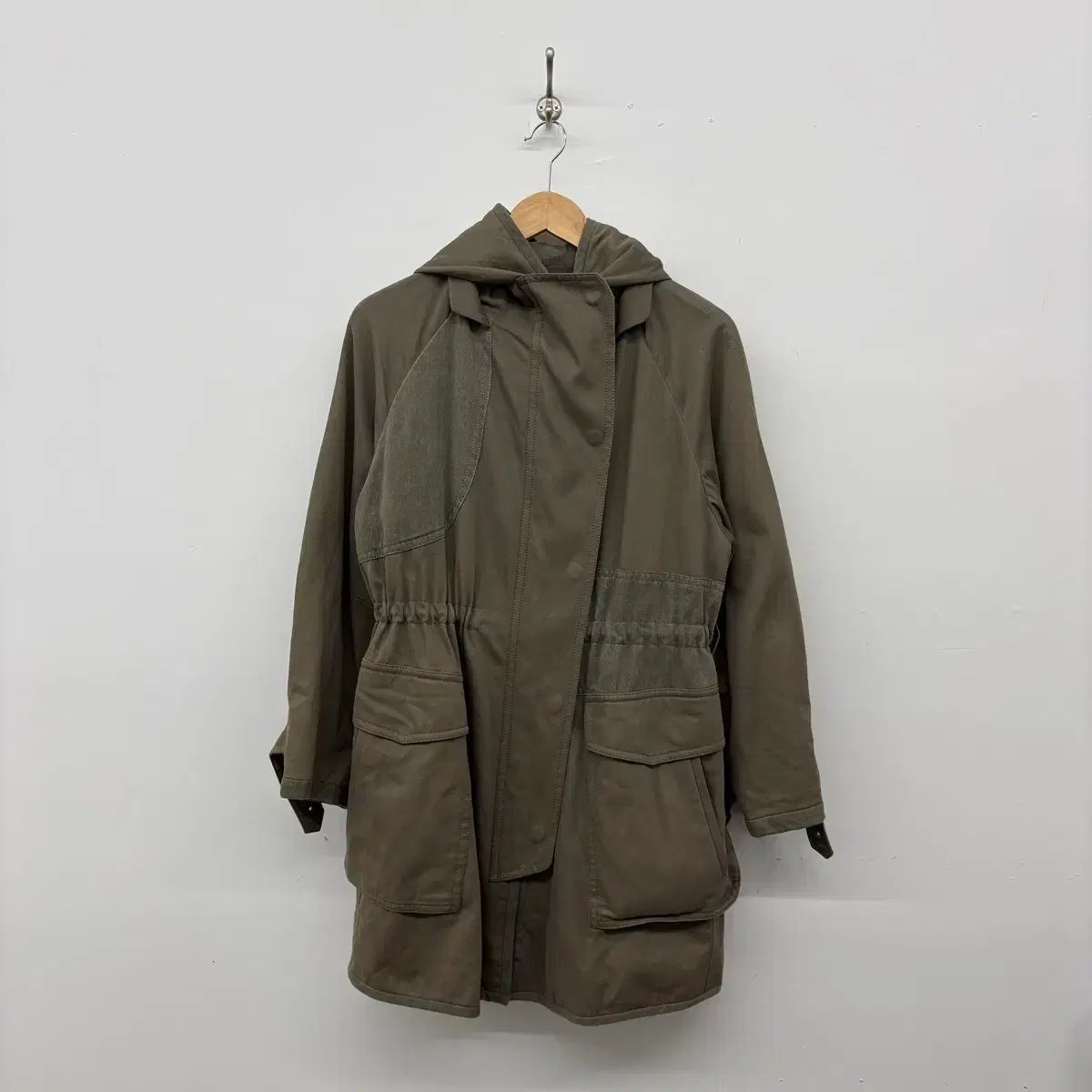 TIME カーキ色 フード マウンテンパーカー アウター レディース L