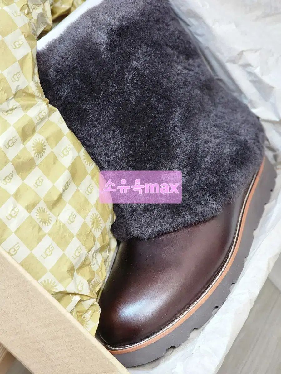 UGG MAYLIN アグ ブーツ ダークブラウン