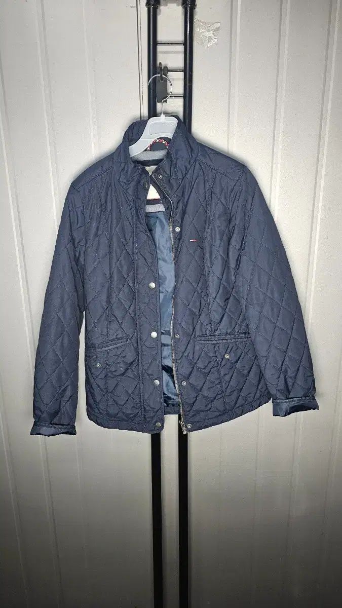 トミーヒルフィガー ネイビー キルティング ジャケット 85