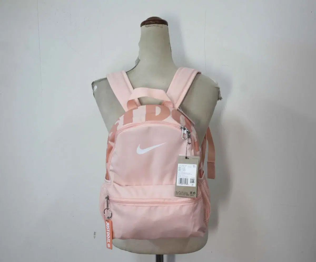 B 10529 NIKE ナイキ 女の子用 ブラジリア バックパック