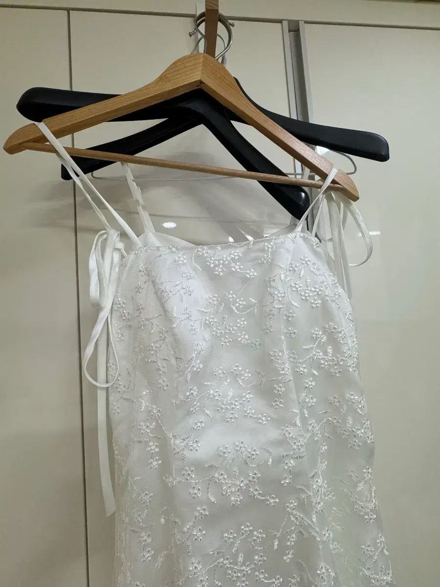  FLO ニュロング パール ドレス M ウェディングドレス その他 ワンピース