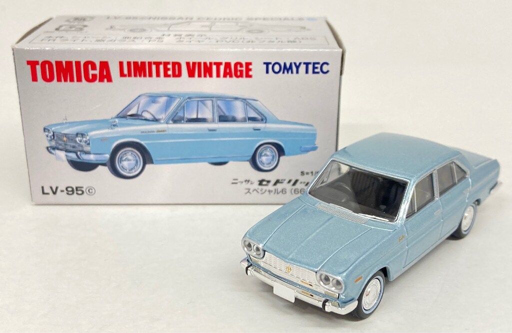 トミーテック TOMICA LIMITED VINTAGE ニッサン セドリック スペシャル