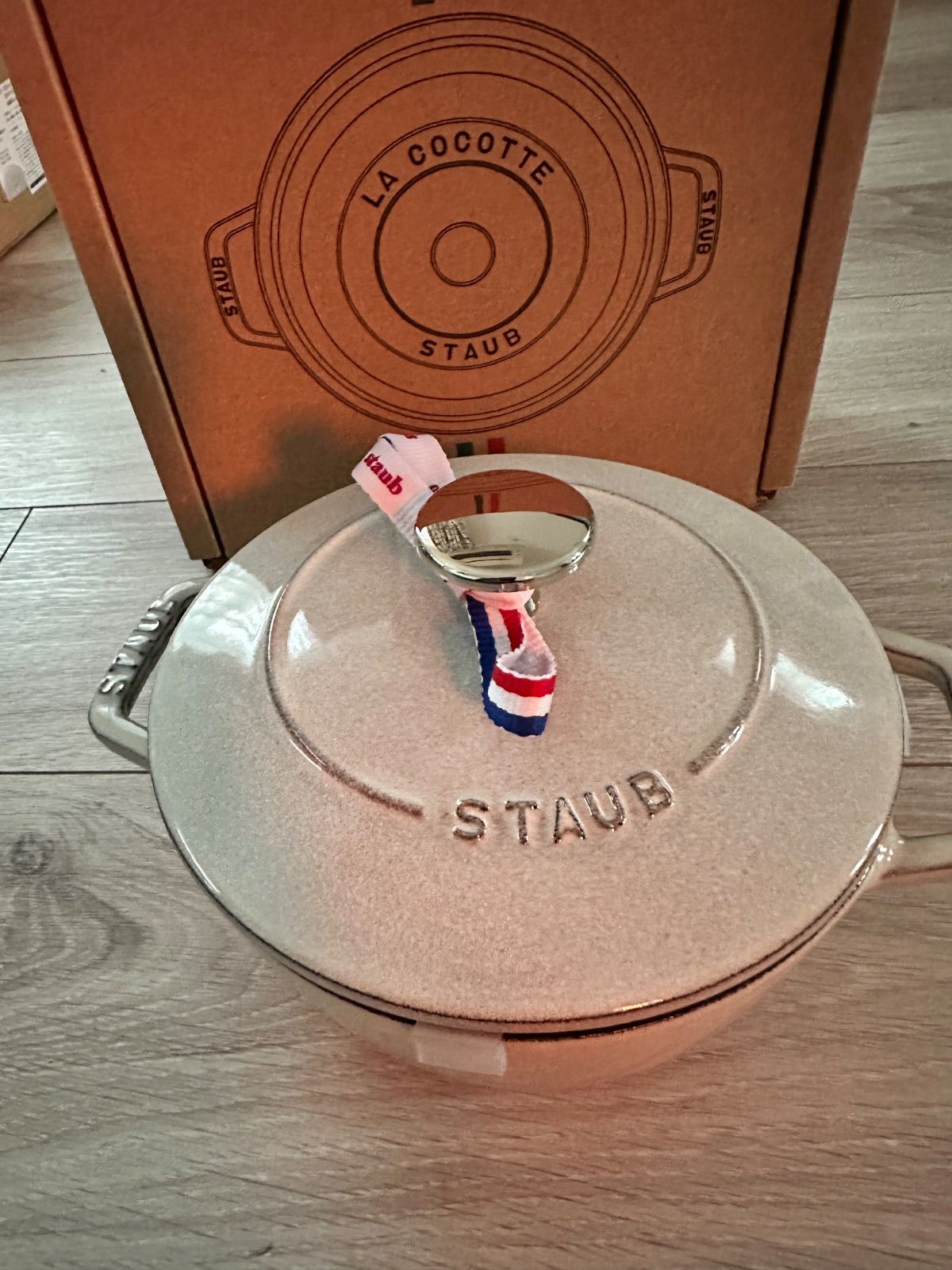 STAUB Wa-NABE S カンパーニュ16cm 新品未使用 Staub（ストウブ） Wa-NABE S カンパーニュ 16cm 生涯保証| : ZWILLING