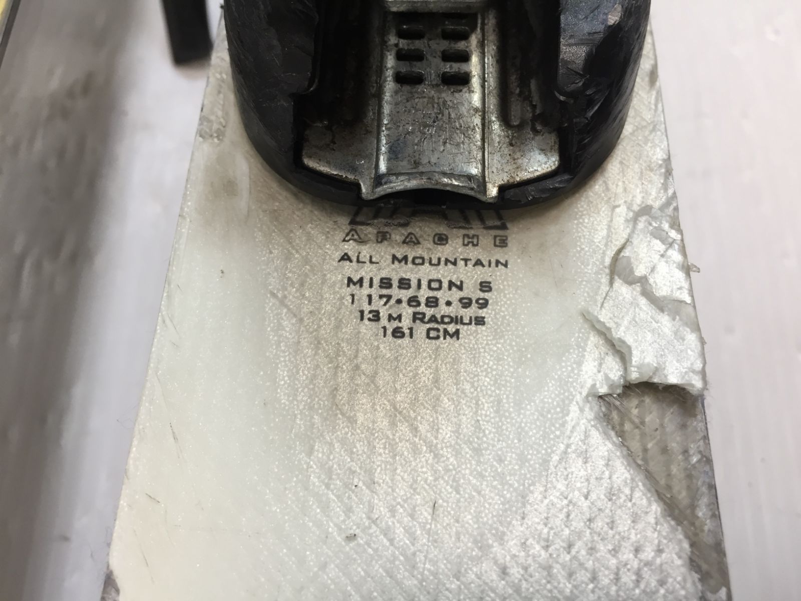 ◆ スキー K2 APACHE MISSION S 161 カービングスキー ◇メンテ済◇ スキー K2 APACHE MISSION S 161 cm + TYROLIA LD 12 ski