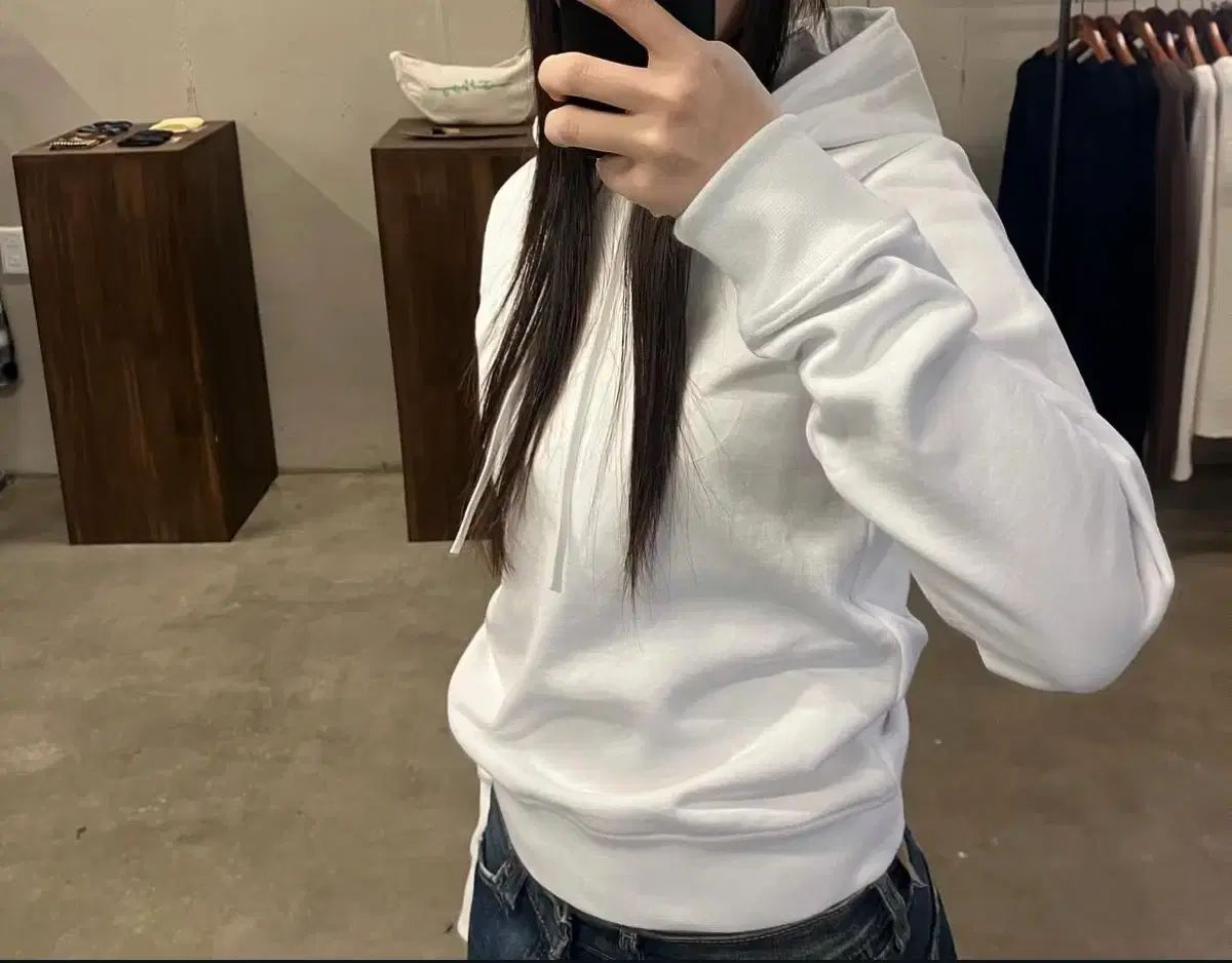 サファリスポット ウィメンズ 1 2 白 フーディー