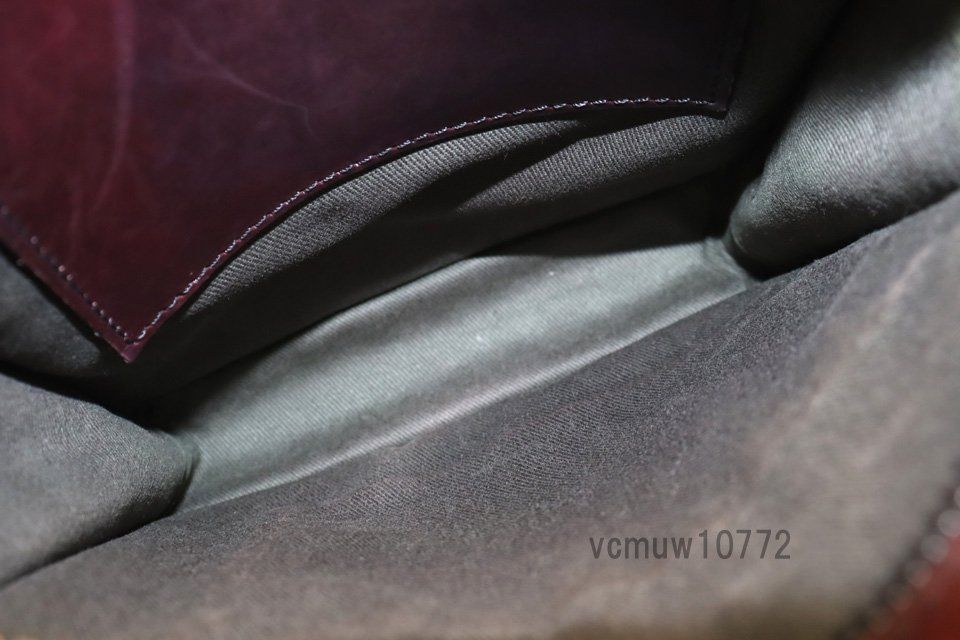 レザー ショルダーバッグ