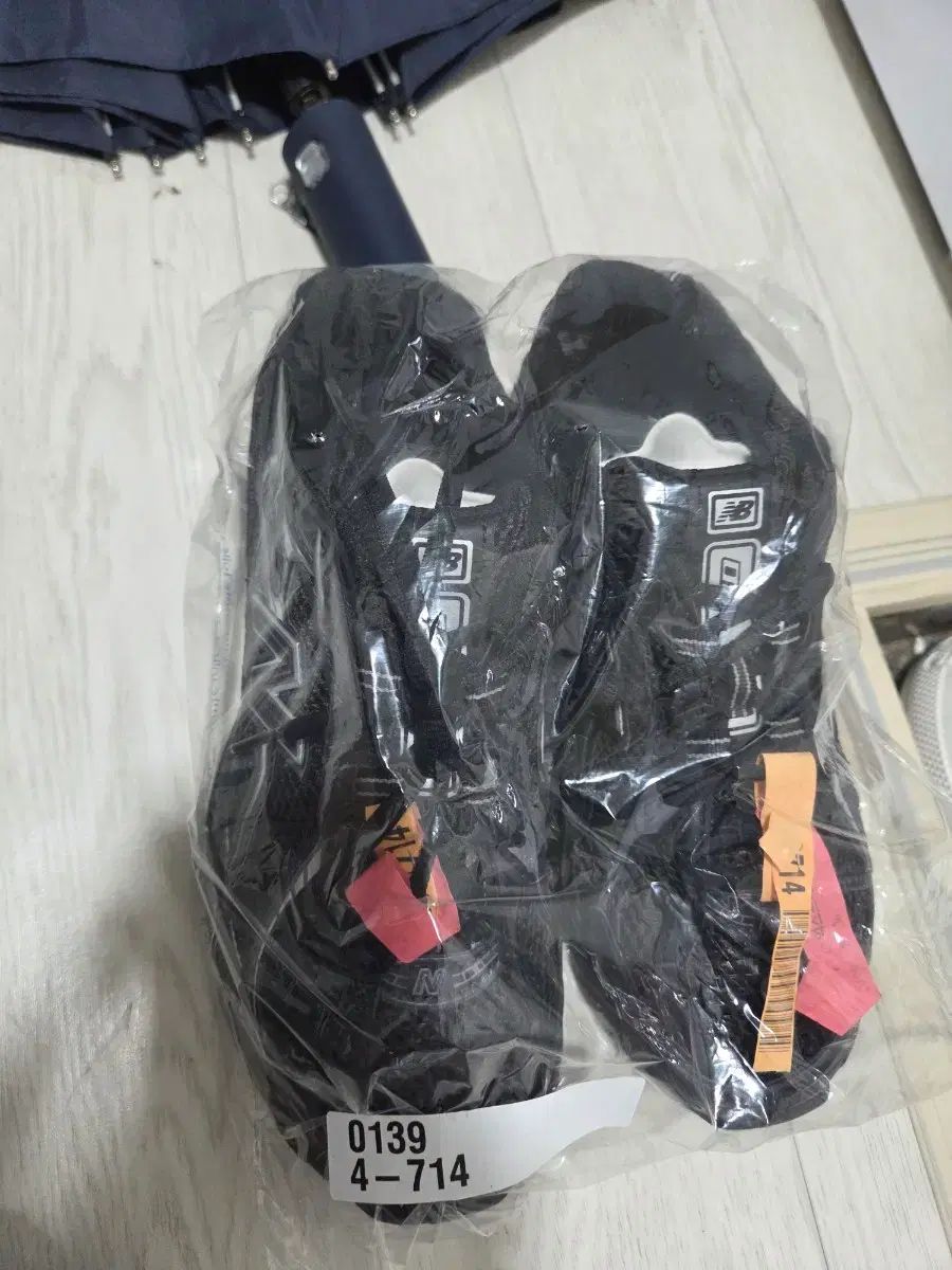 ニュー ンス 740 ブラック 230