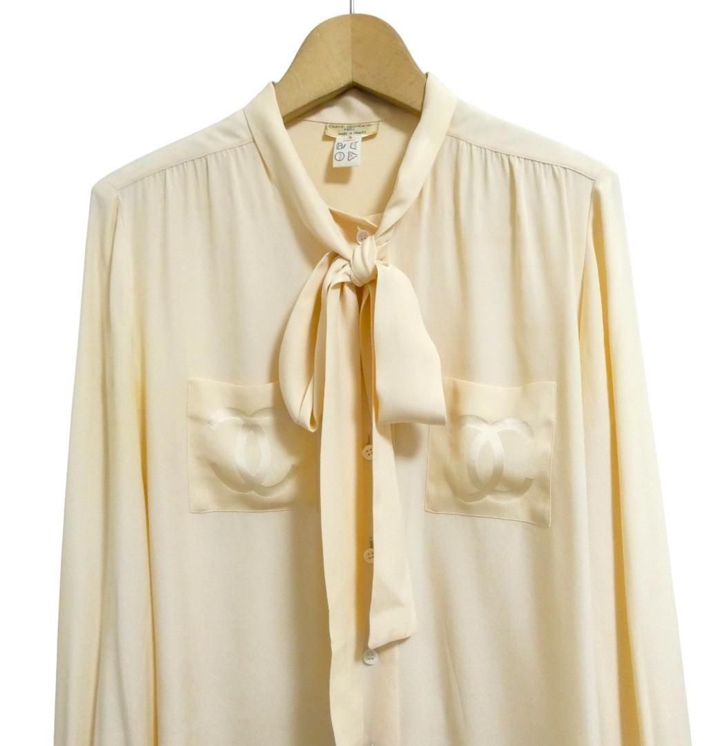CHANEL シャネル サイズ6 胸ポケット ココマーク シルク系 ボウタイ