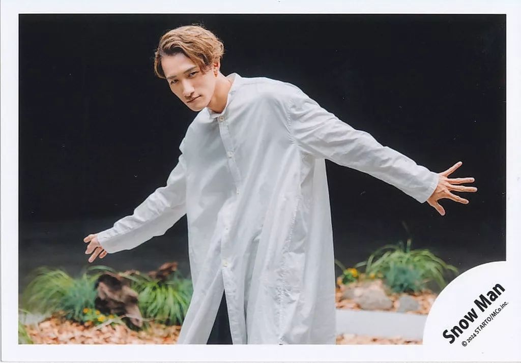 中古】生写真(STARTO) Snow Man/岩本照/横型・膝上/アルバム「RAYS」MV