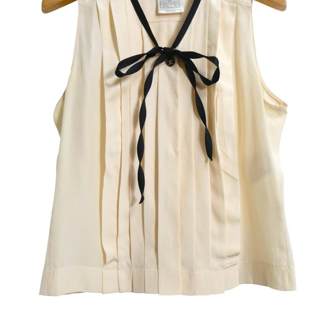 CHANEL シャネル サイズ36 ココマーク シルク100％ リボン プリーツ V