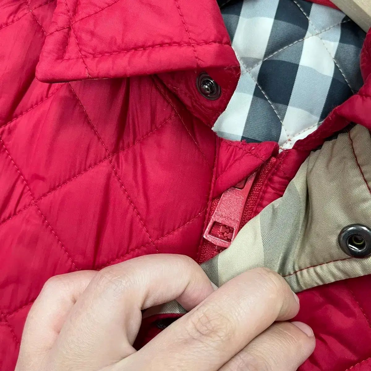 送料無料)バーバリー/キッズ/キルティング/ブルゾン/赤 6y 120-125 バーバリー キッズ レッド キルティング アウター - メルカリ