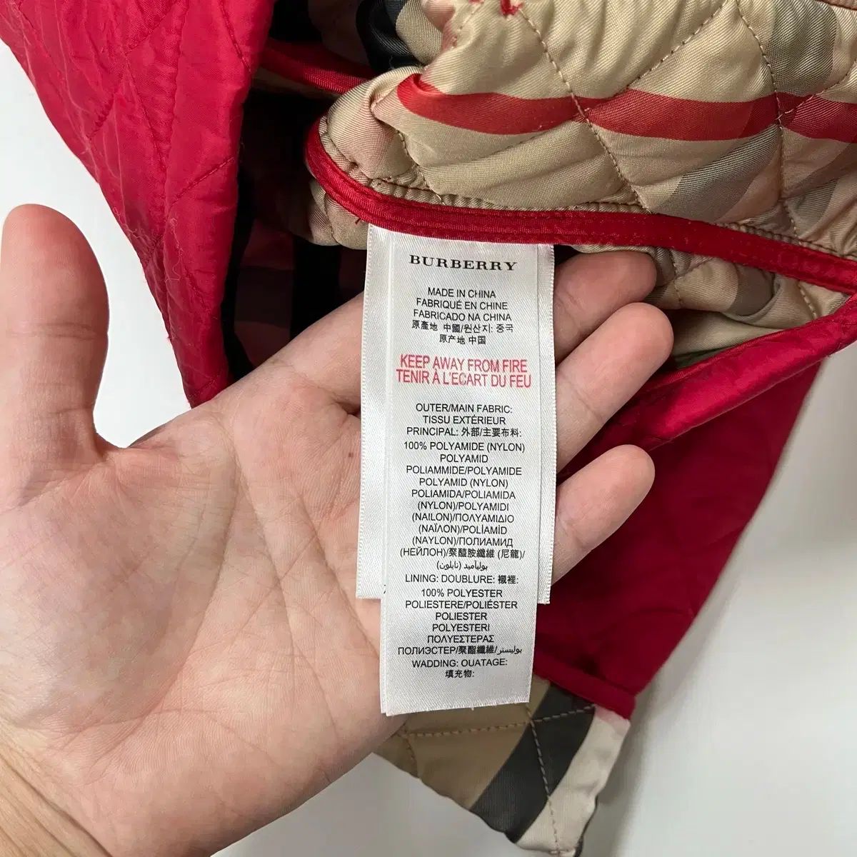 送料無料)バーバリー/キッズ/キルティング/ブルゾン/赤 6y 120-125 バーバリー キッズ レッド キルティング アウター - メルカリ