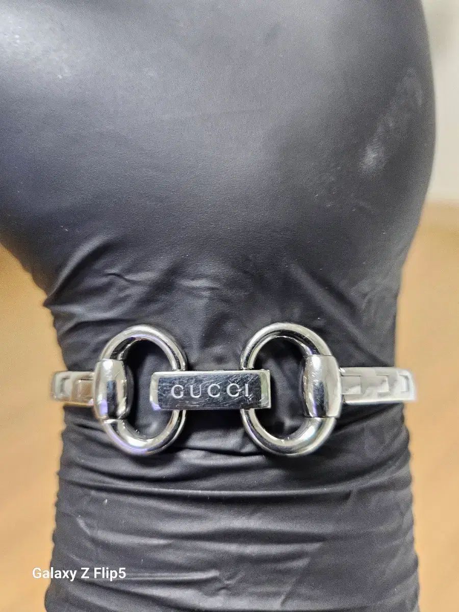  グッチ GUCCI ヴィンテージ 時計 シルバー 金属ベルト 時計