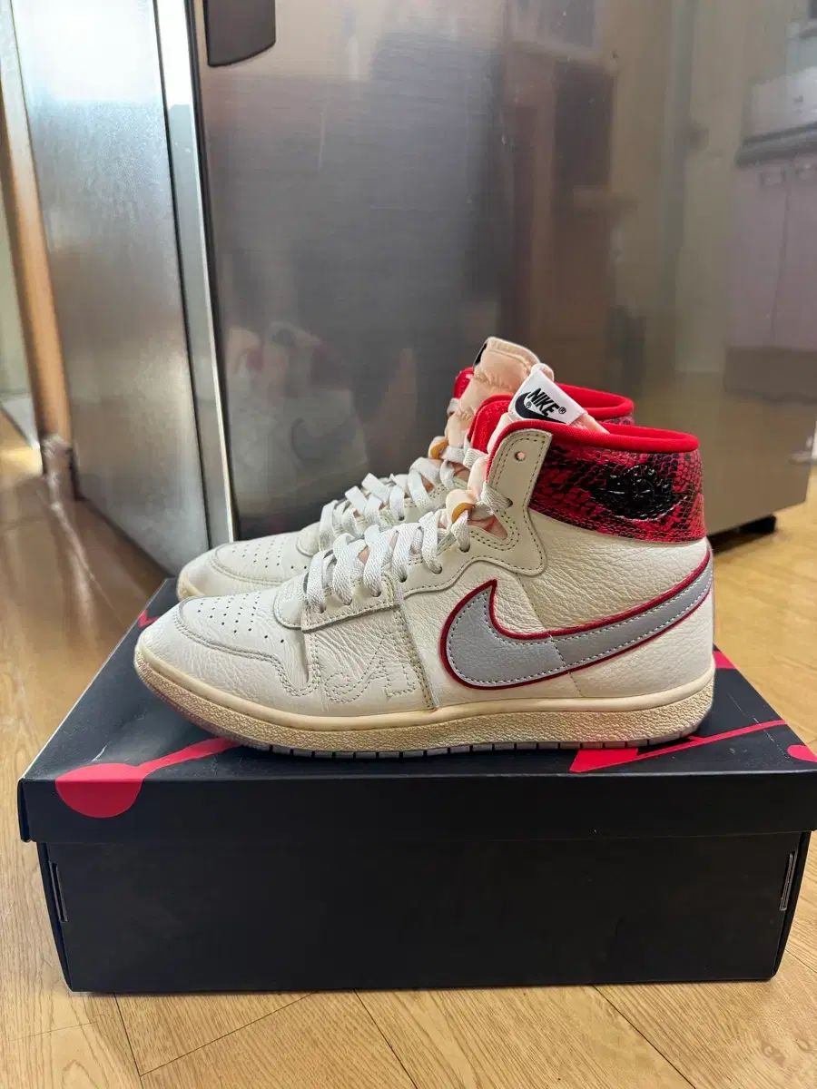 ジョーダン アウェイク NY エア シップ PE SP ユニバーシティ レッド 270 CM