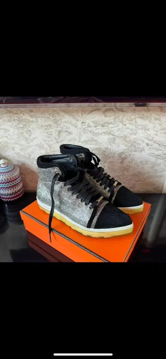 Jimmy Choo ジミーチュウ スニーカー 23 5 cm