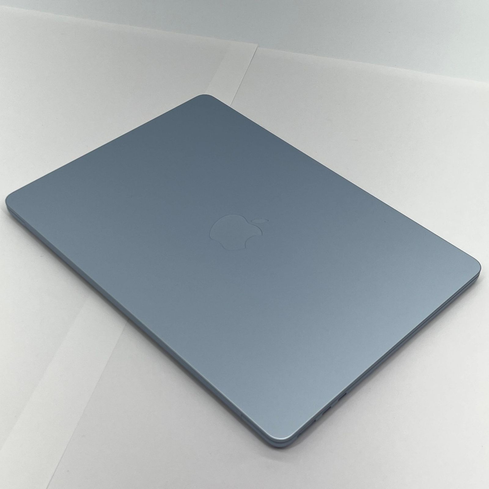 新品同様 美品 Apple MacBook Air 13インチ 2025 M4 10コア 16GB