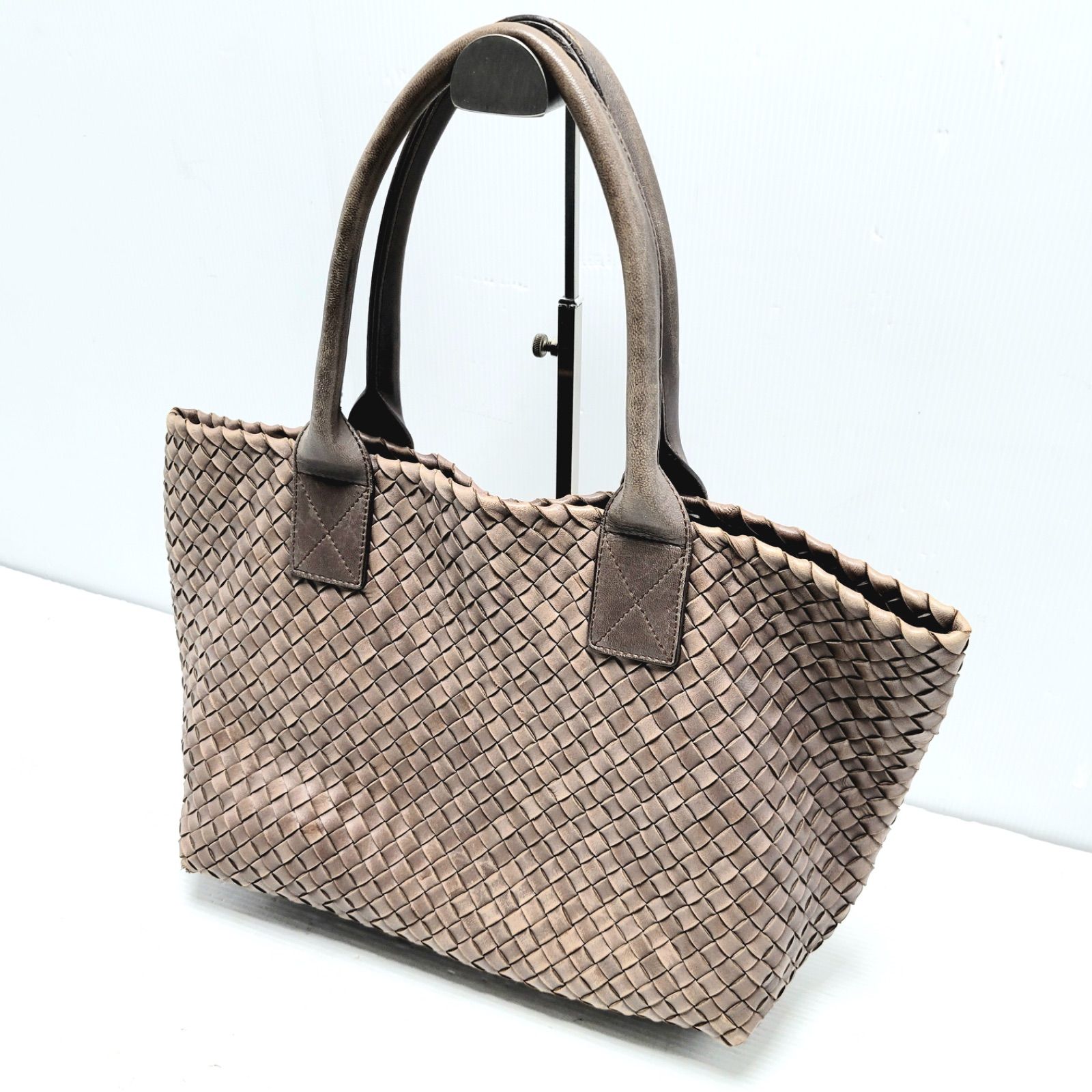 美品】BOTTEGA VENETA ボッテガ ヴェネタ イントレチャート カバMM 