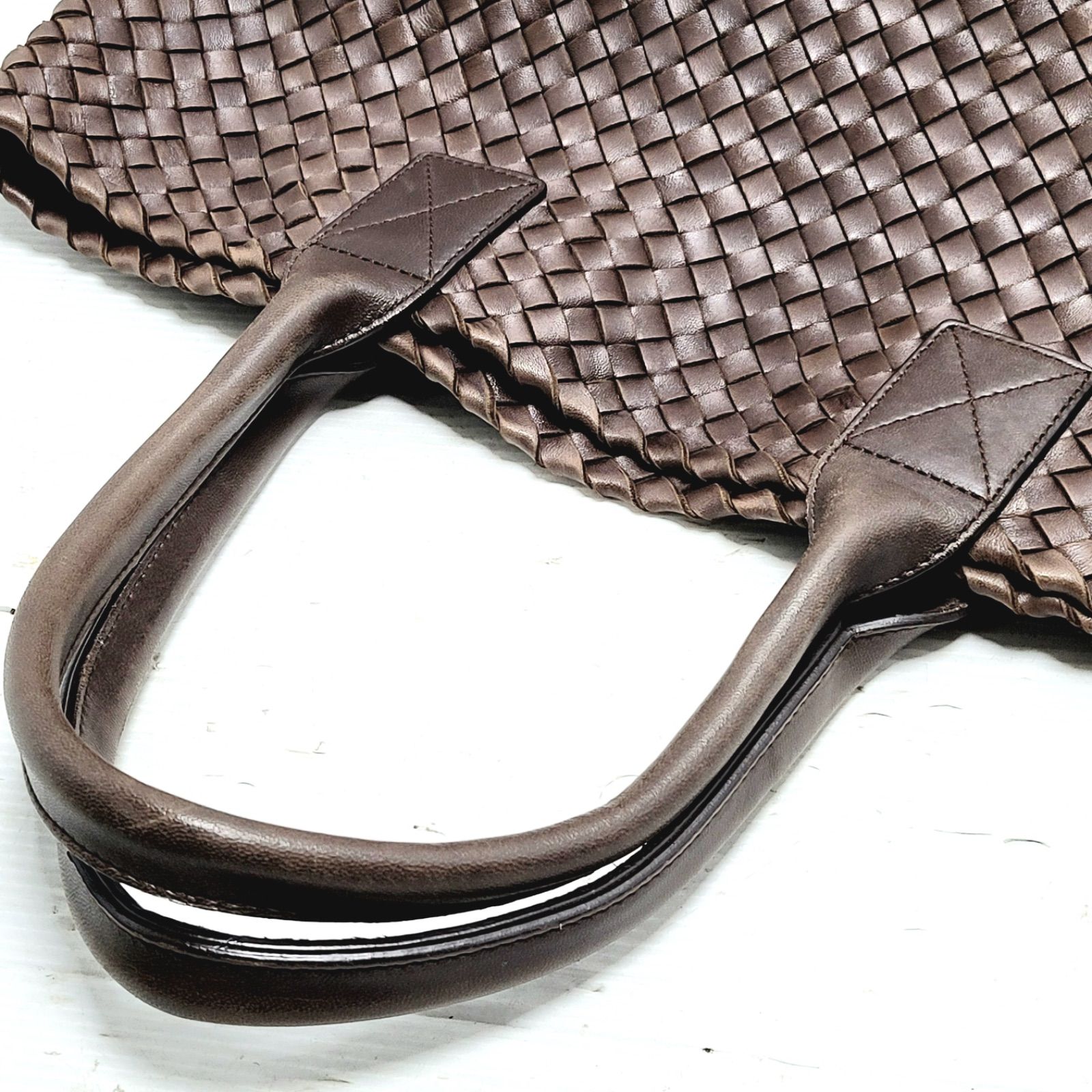 美品】BOTTEGA VENETA ボッテガ ヴェネタ イントレチャート カバMM 