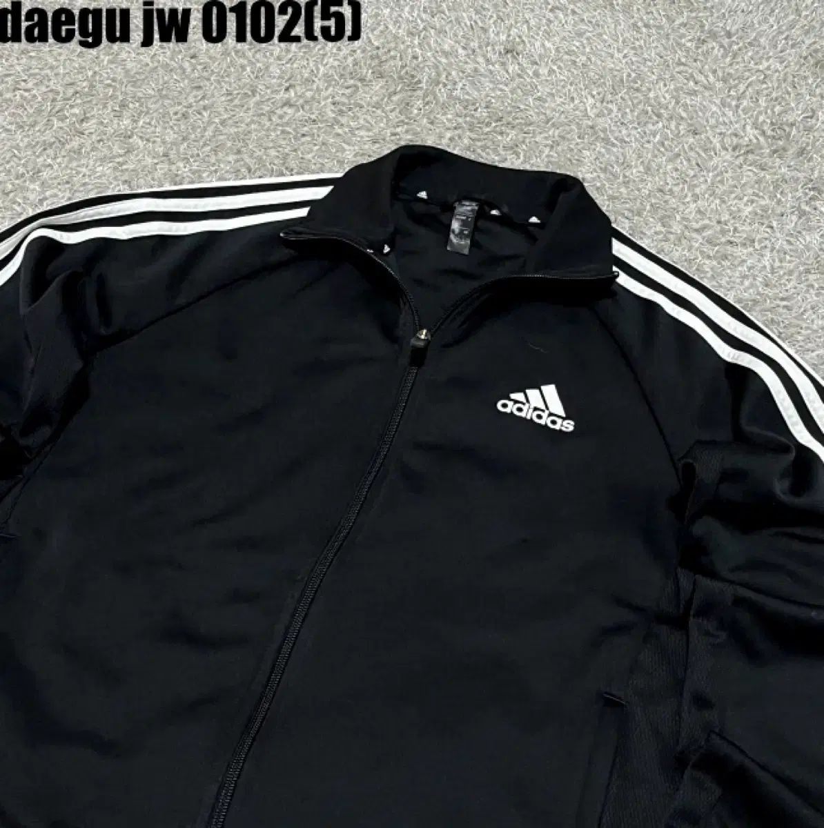 アディダス 3本線 ブラック トラック ジャケットL 0102 - メルカリ