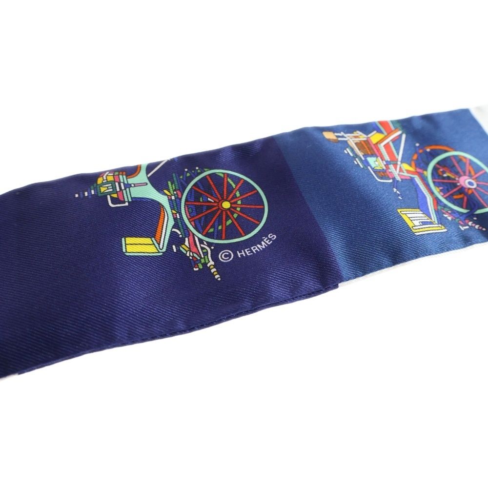 HERMES (エルメス) ツイリー VOITURES EXQUISES 精巧な馬車 ブルー