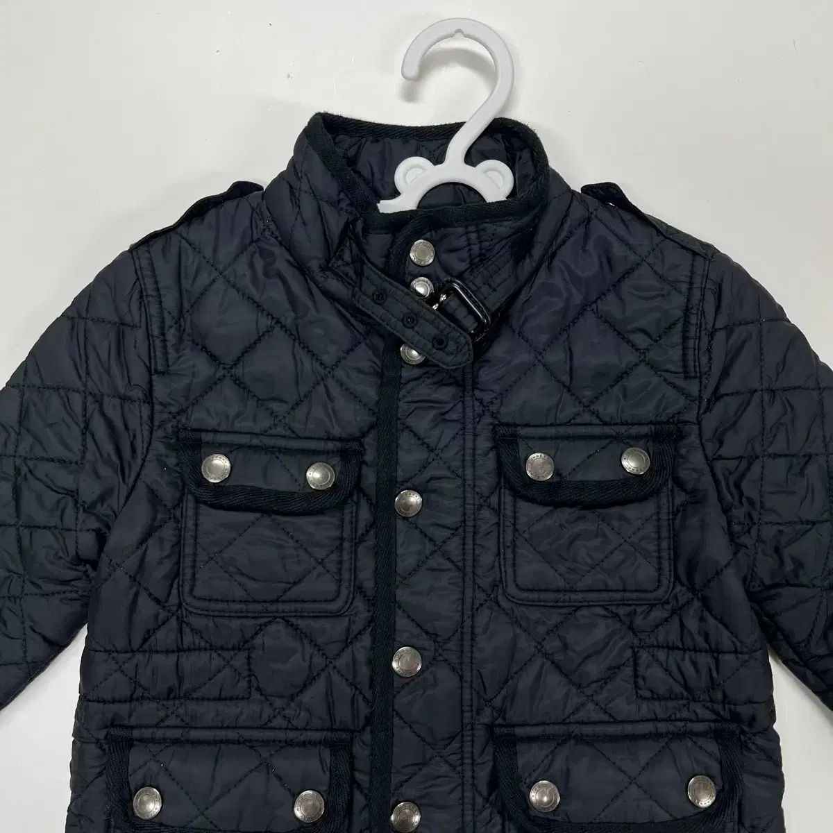 2y バーバリー キッズ ブラック キルティング ジャケット - メルカリ
