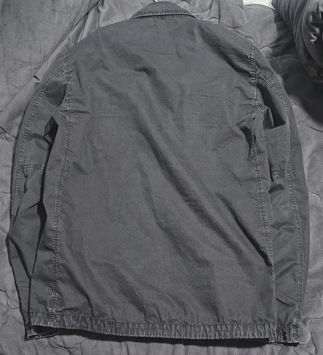 L ストーンアイランド オールドエフェクト オーバーサイズシャツ