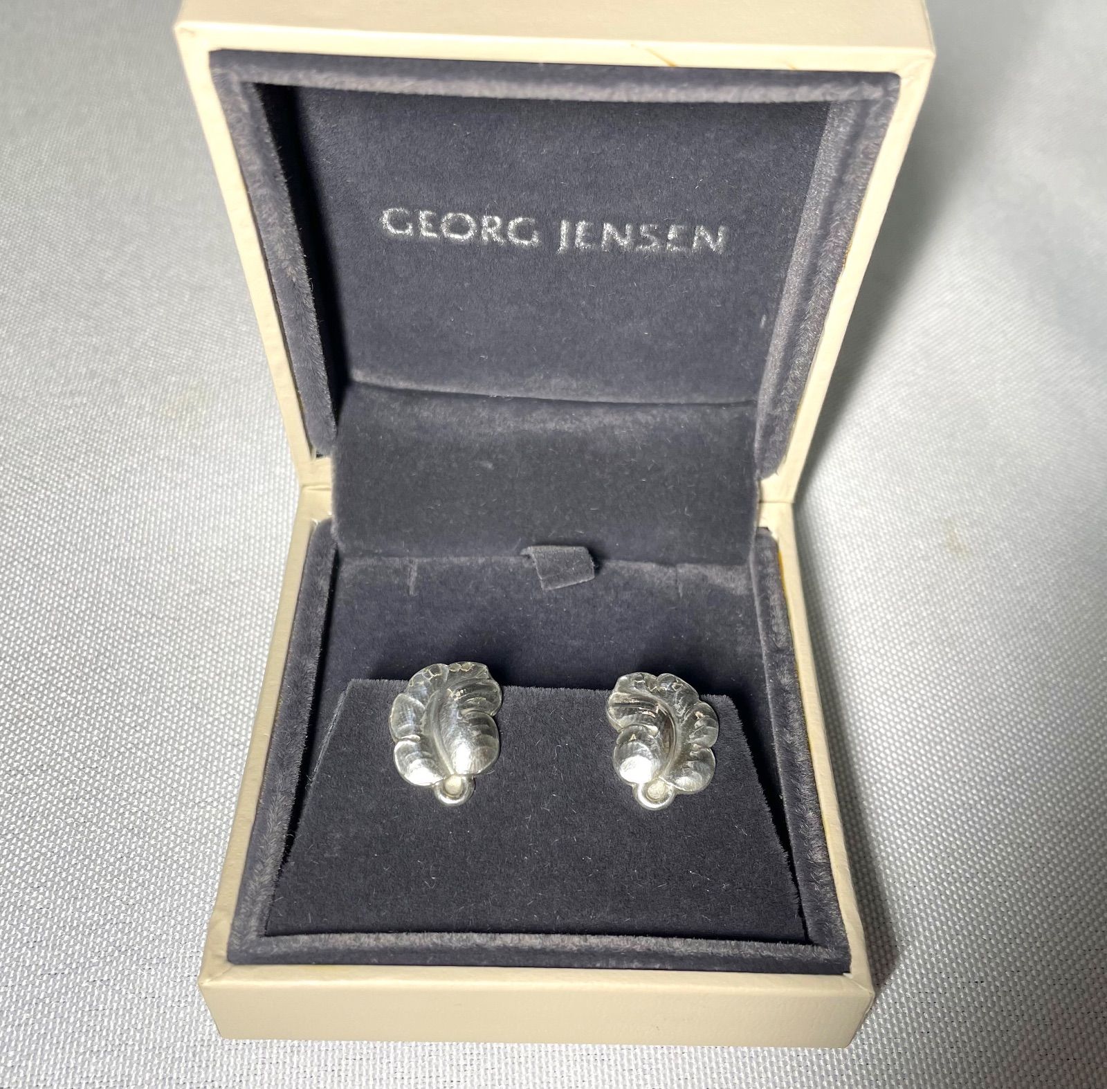 レア　美品　ジョージジェンセン　50B　グレープリーフ　ピアス　925 レア 美品 ジョージジェンセン 50B グレープリーフ ピアス 925 - メルカリ