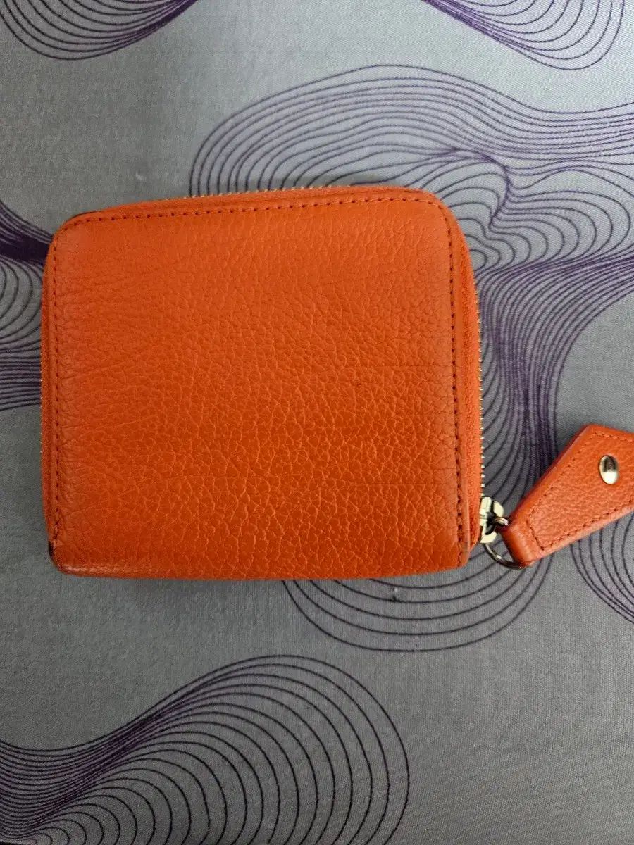 Vivienne Westwood ヴィヴィアン ウエストウッド オレンジ 二つ折り財布