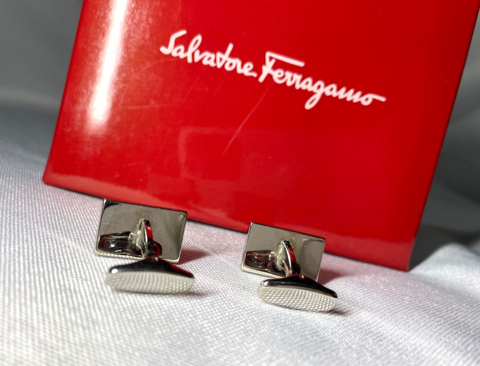 フェラガモ シルバー スクエア カフス カフリンクス ferragamo