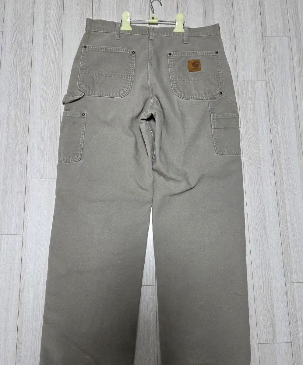 00s アメリカ製 Carhartt カーハート ダブルニー b136 des 34サイズ
