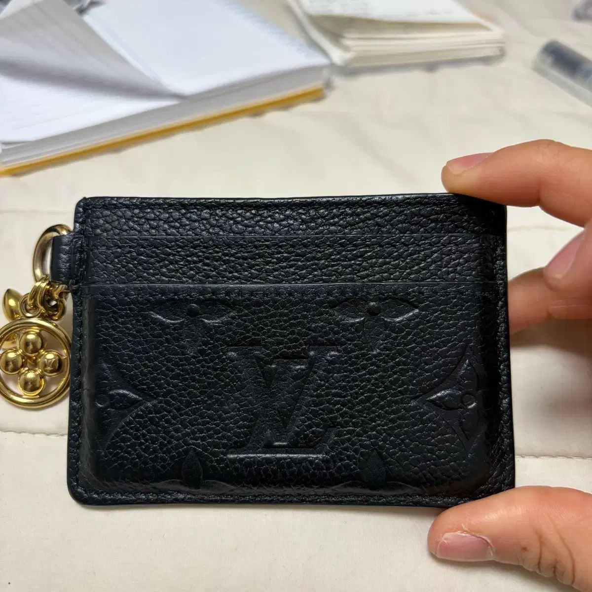  Louis Vuitton LVチャーム カードホルダー 長財布 小物