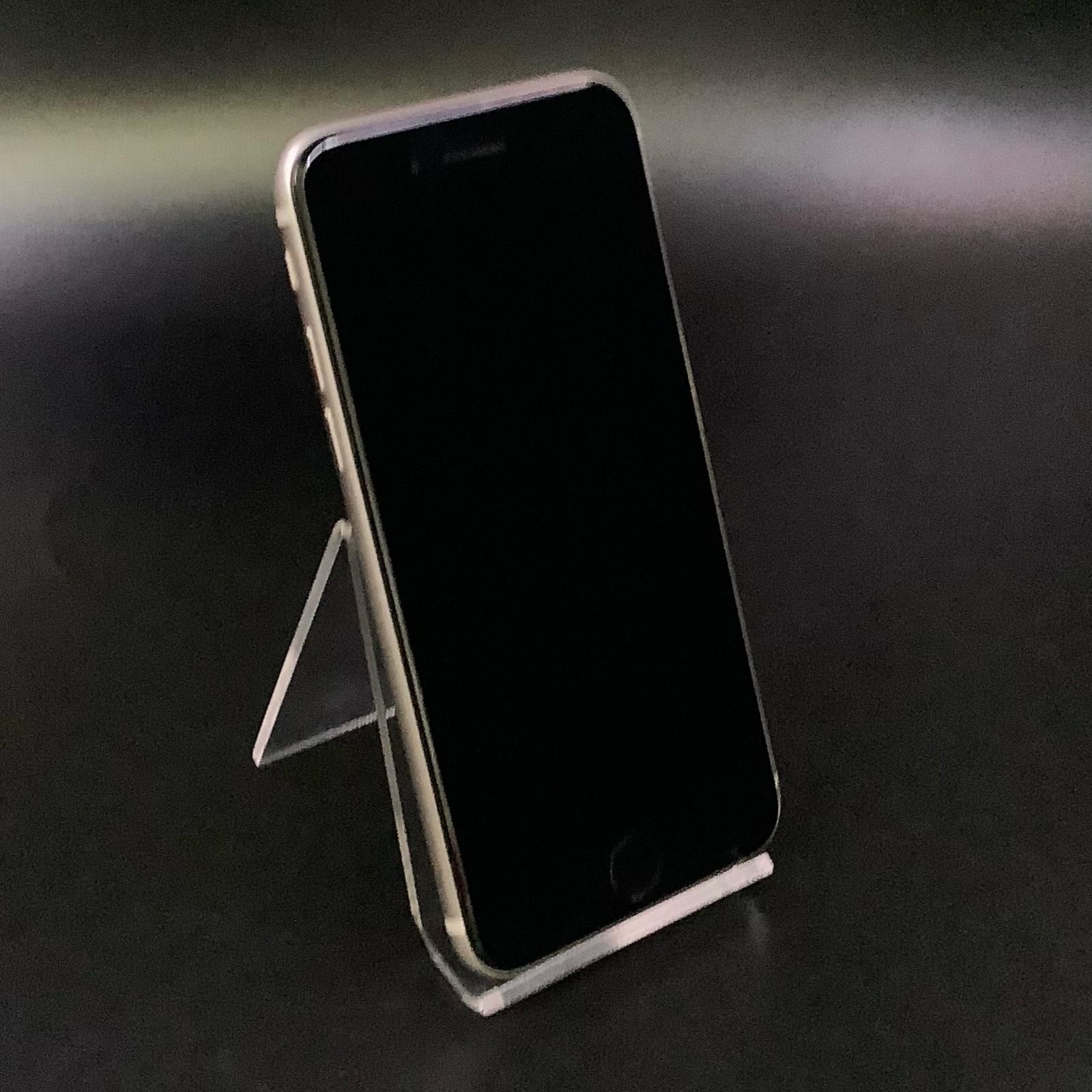 iPhone SE 第3世代 128 GB スターライト SIMフリー 白ロム 77