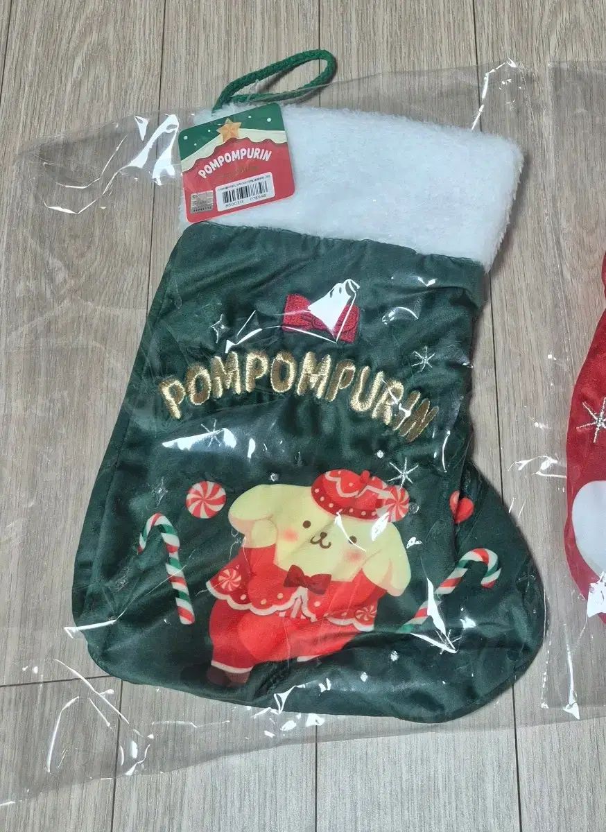 サンリオ クリスマス ポップアップ 靴下 ポムポムプリン - メルカリ