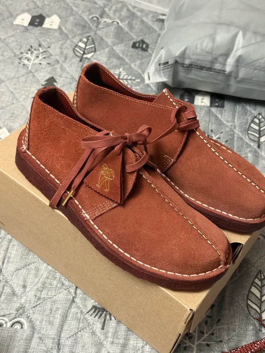 クラークス デザート ブーツ 270