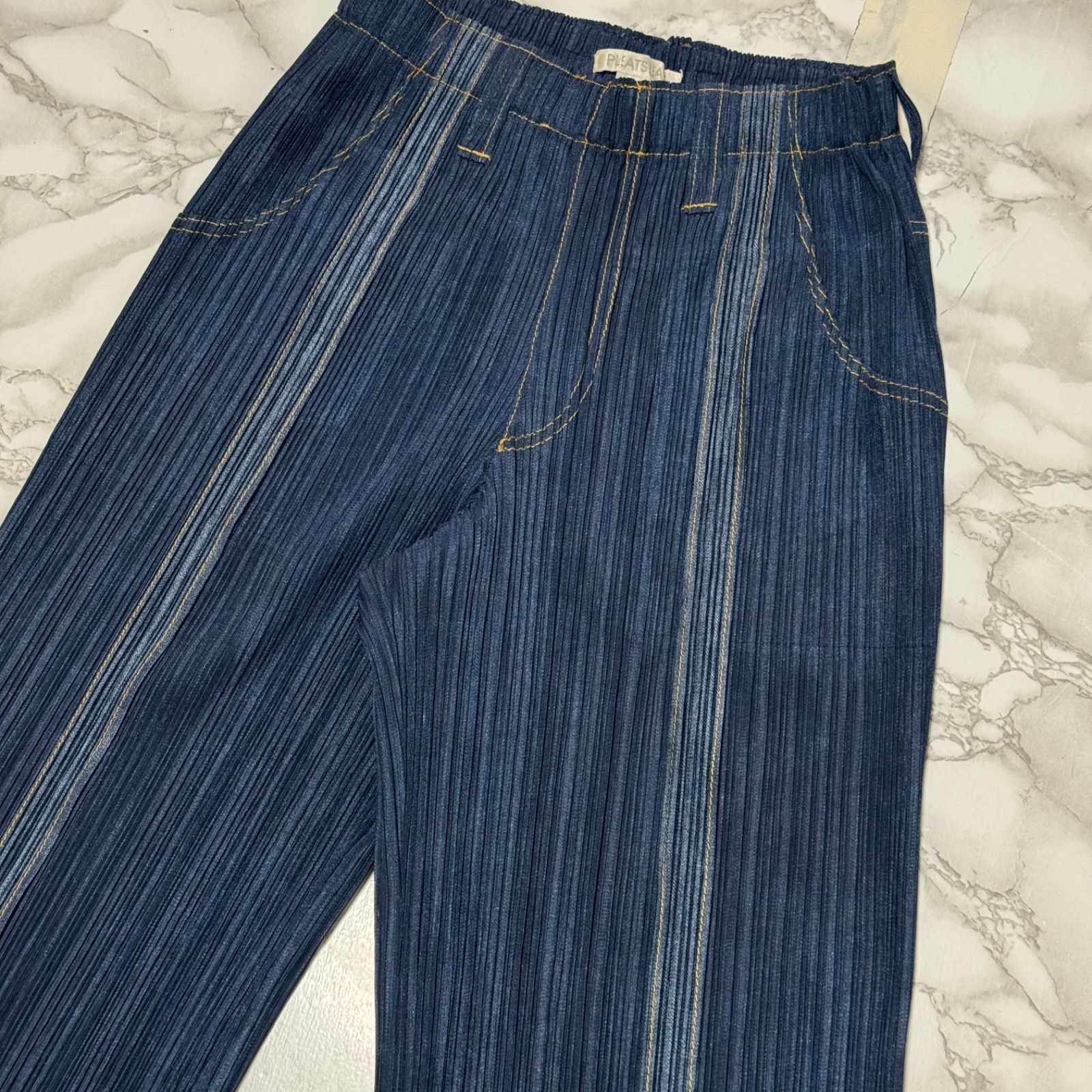 希少【pleats please issey miyake プリーツプリーズ イッセイミヤケ