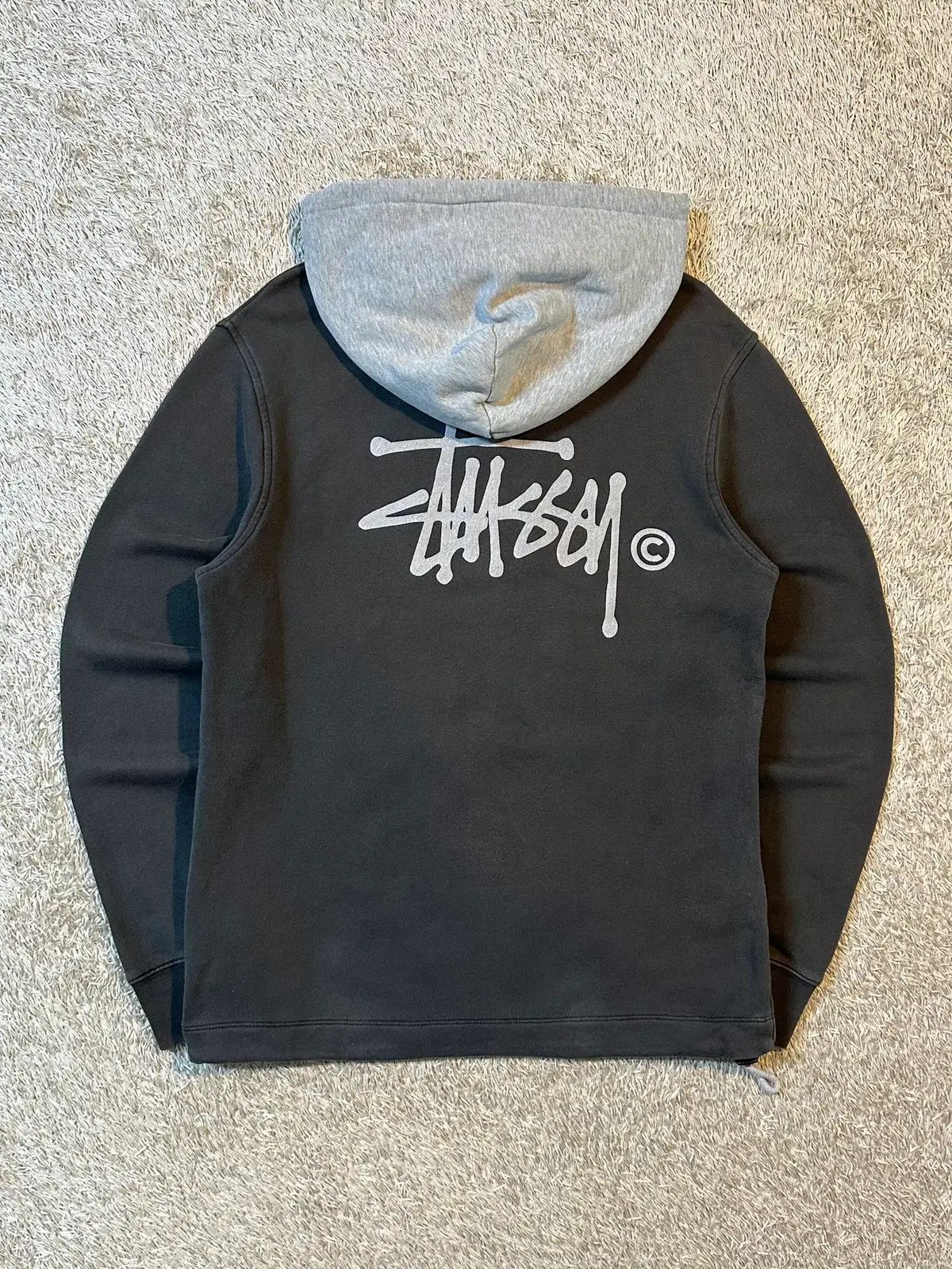 S ステューシー STUSSY ビックロゴ ツートン バイカラー WHO フードT S ステューシー STUSSY ビックロゴ ツートン バイカラー WHO フードT