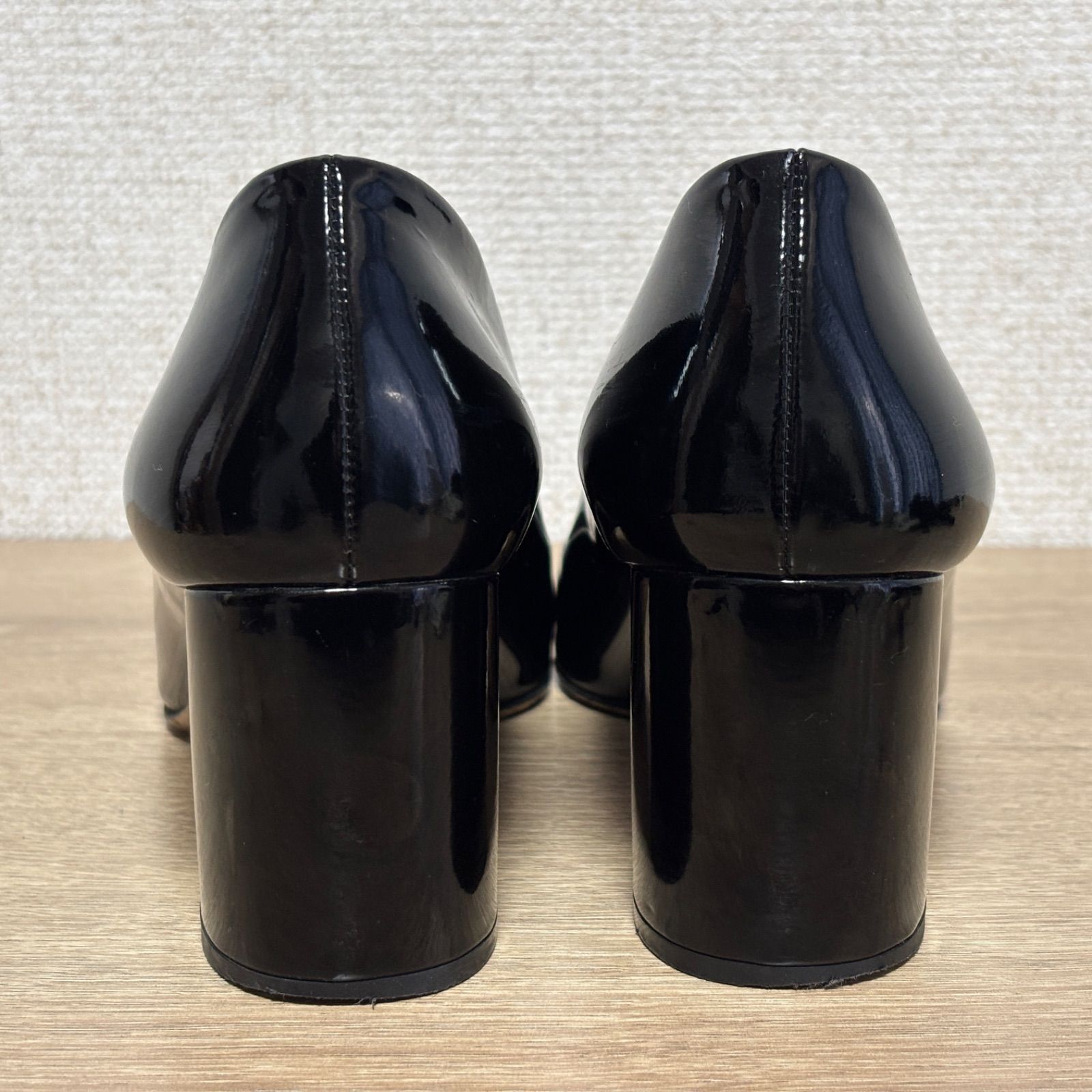 MIU MIU ミュウミュウ パンプス ヒール エナメル パテント レザー