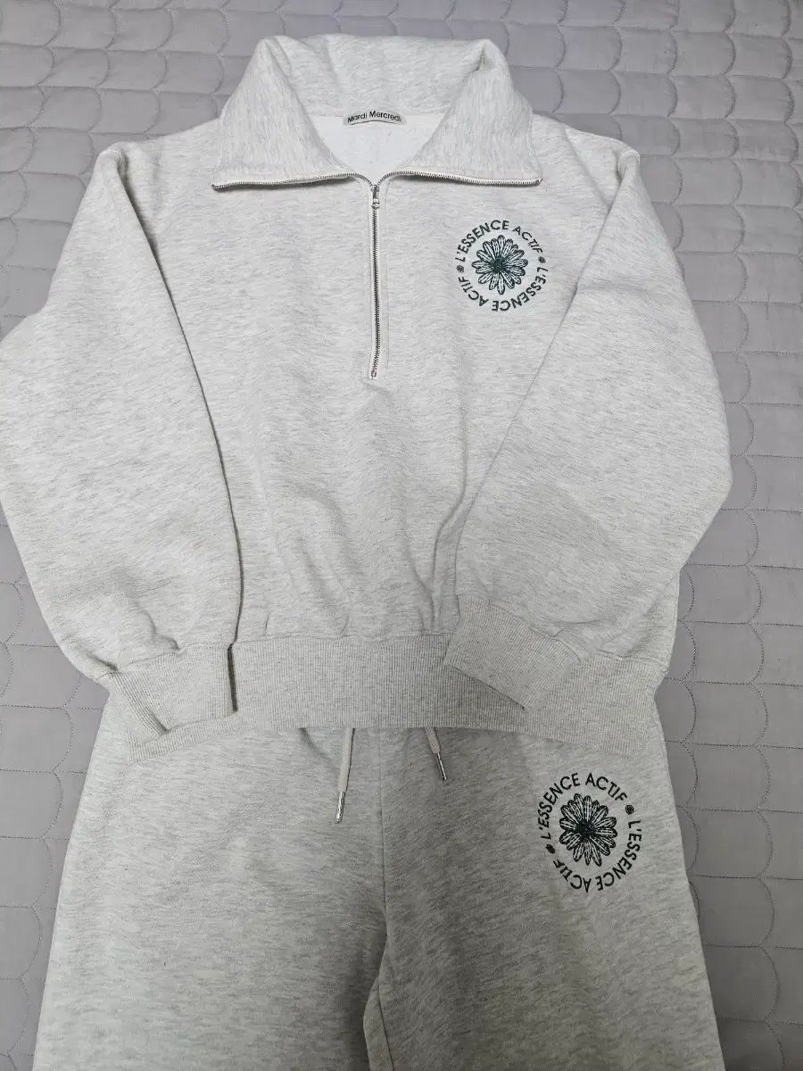 マルディメクルディ 起毛 セットアップ