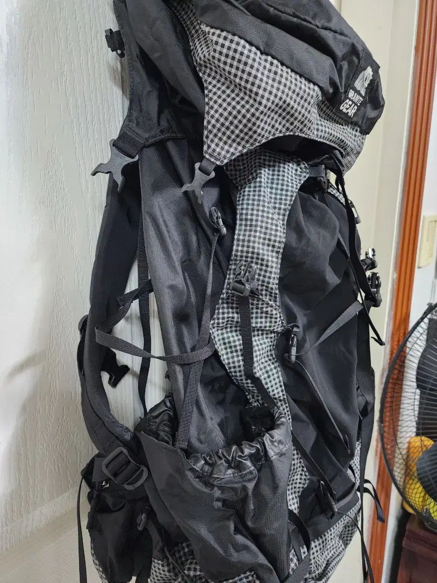 グラナイトギア ブラック CHECK バックパック 登山 バッグ 70